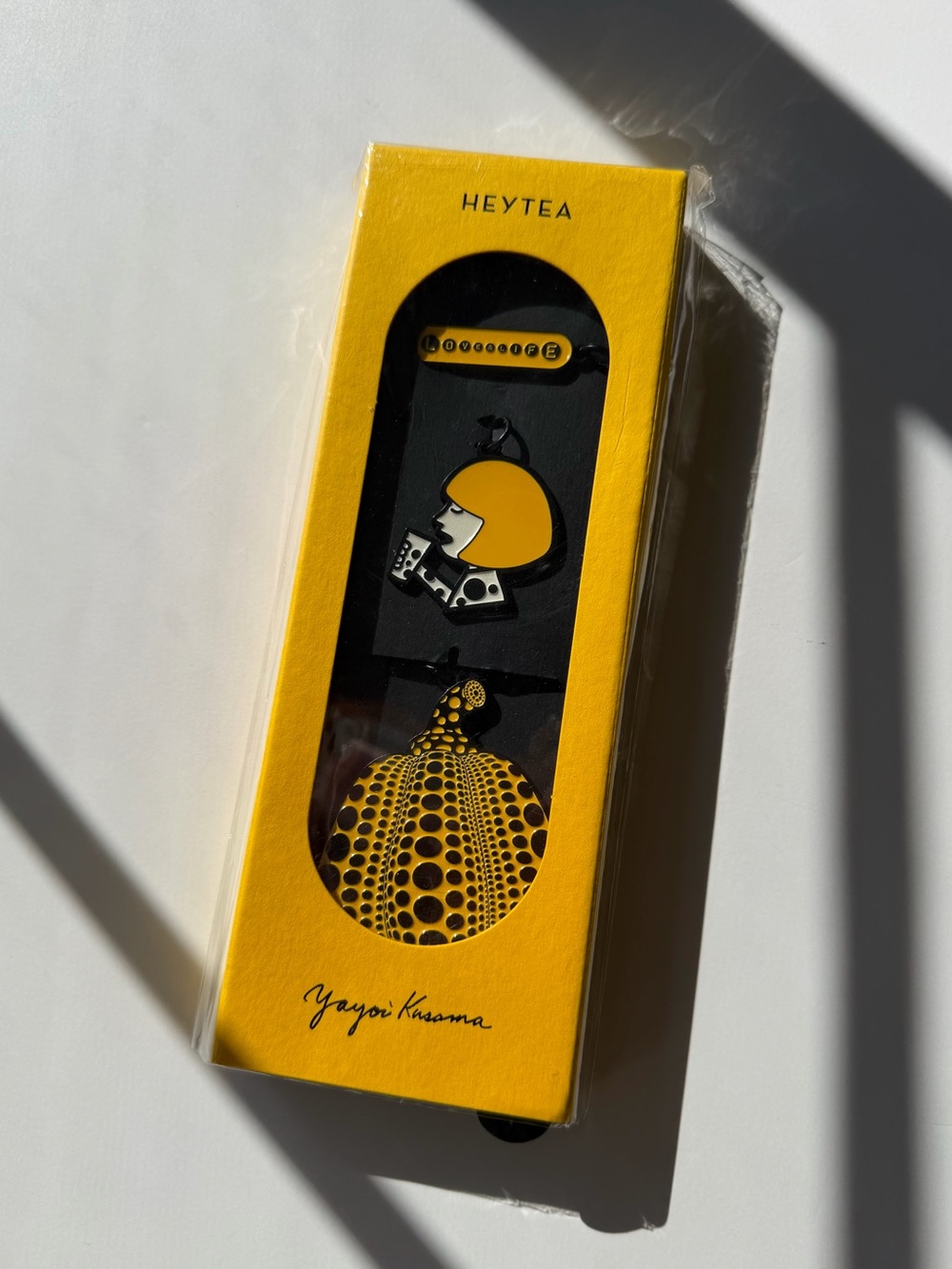 Yayoi Kusama x HEYTEA Metal Keychain Bag Charm – NWT
